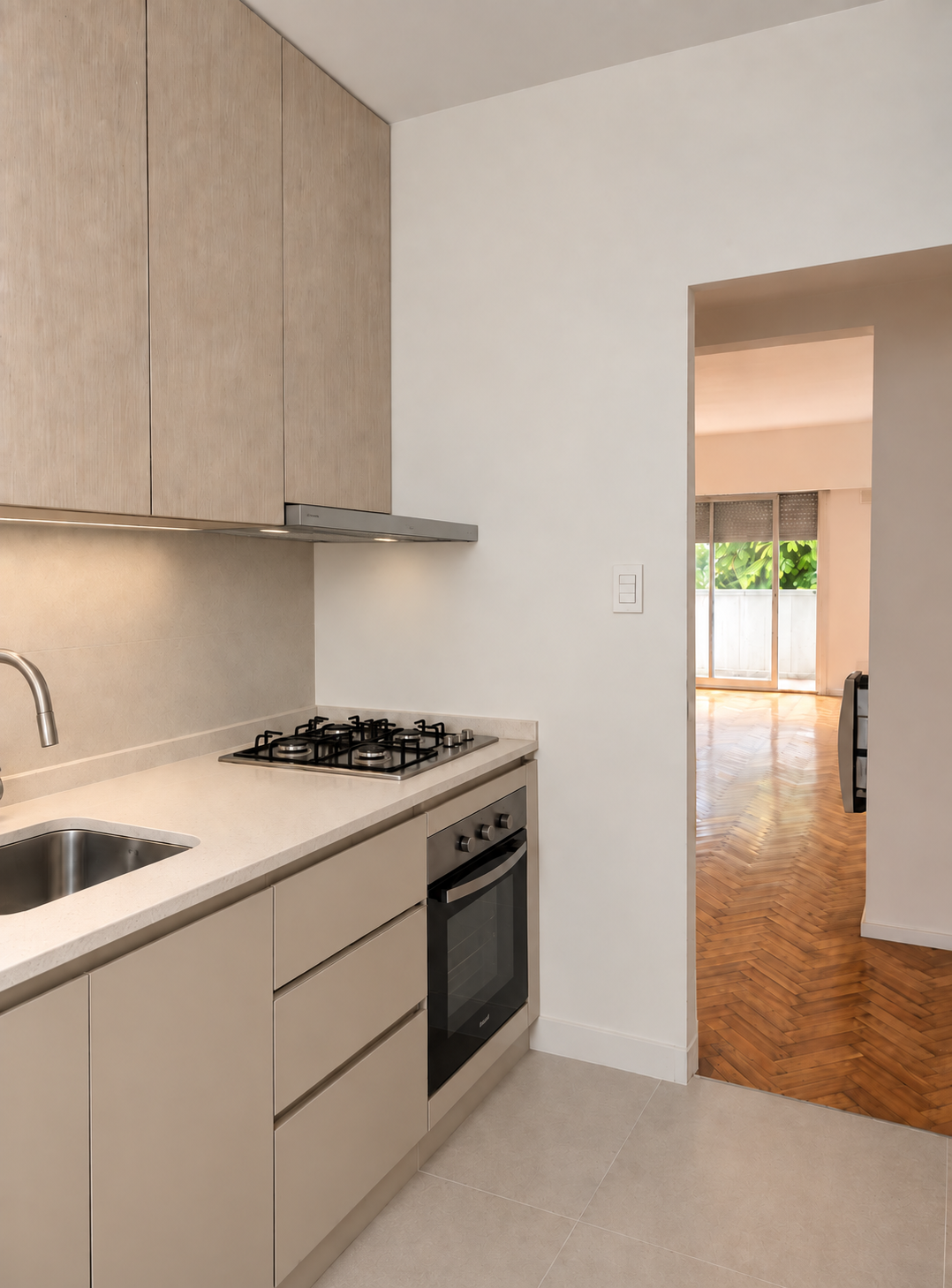 Baño remodelado con terminaciones contemporáneas